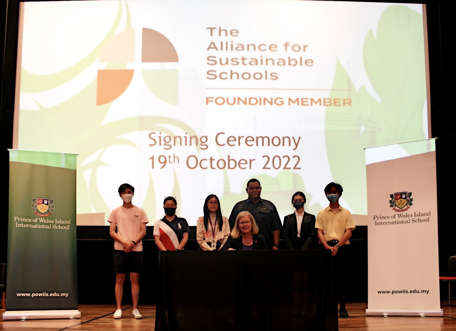 POWIIS Signs The Sustainable Schools Charter